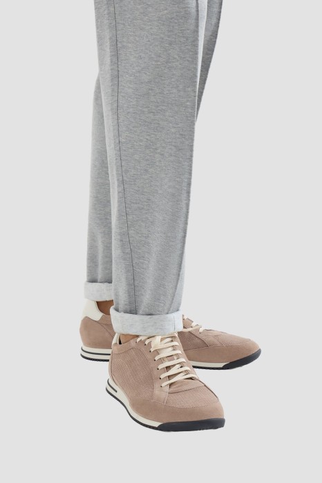 сникеры  от бренда brunello cucinelli вид слева