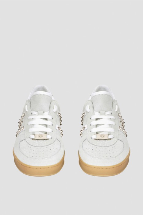 Товар белого цвета с внутренней стороны