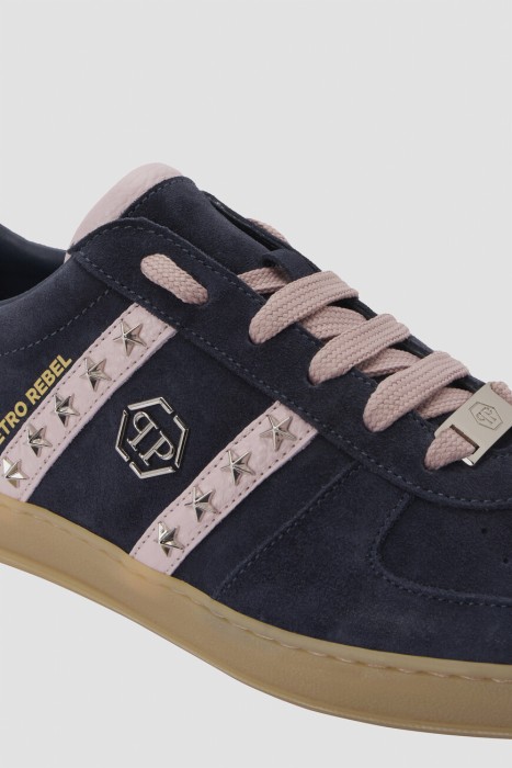 Товар синего цвета с внутренней стороны