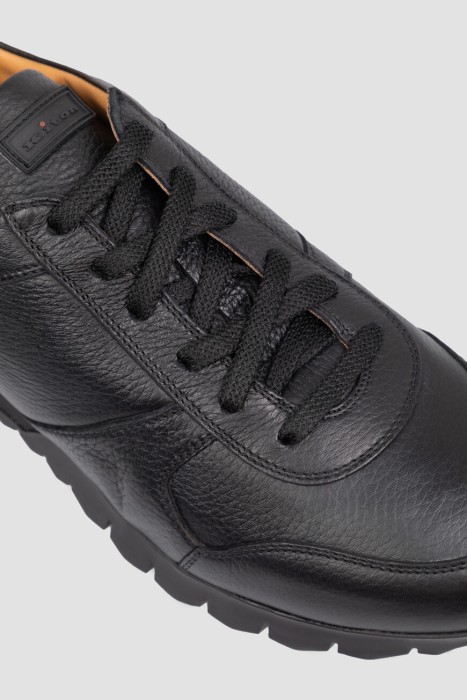 сникеры  из кожи спереди