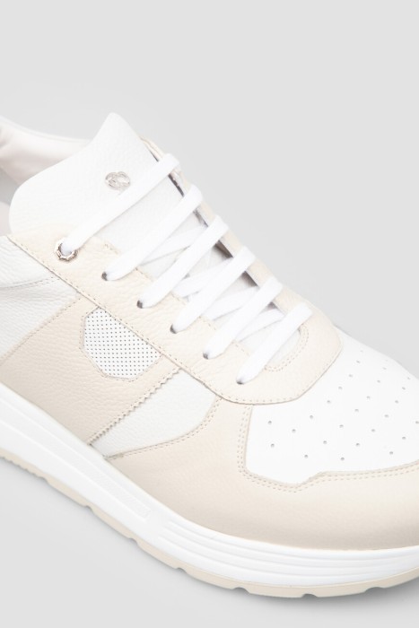 сникеры  из кожи спереди