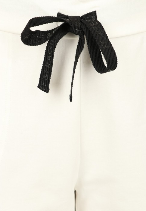 спортивные брюки  из проверенных материалов спереди