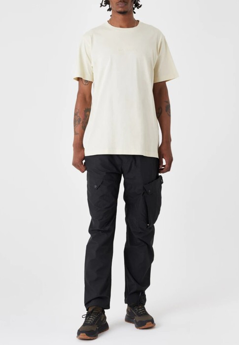 спортивные брюки  по цене 53130 руб вид справа