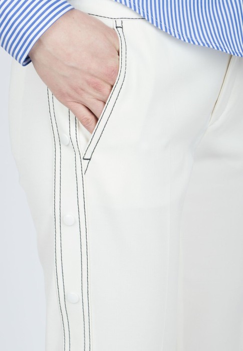 спортивные брюки  универсального стиля с лицевой стороны