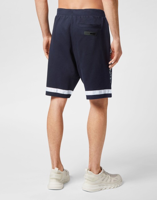 спортивные шорты  из италии вид сбоку