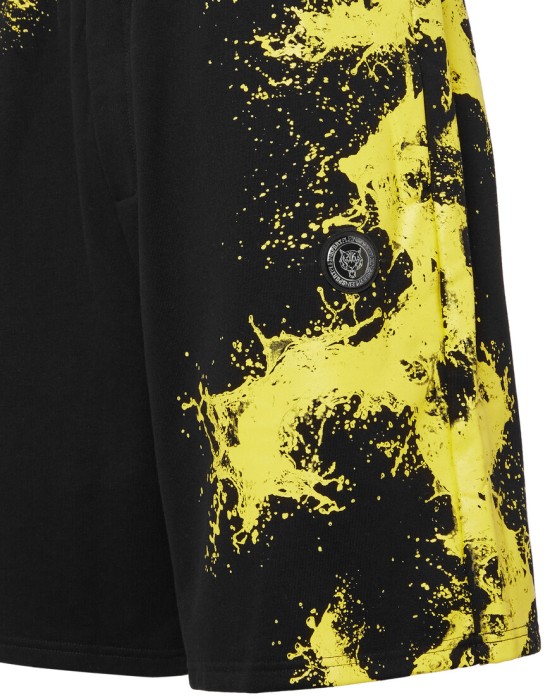 спортивные шорты  из италии вид сбоку