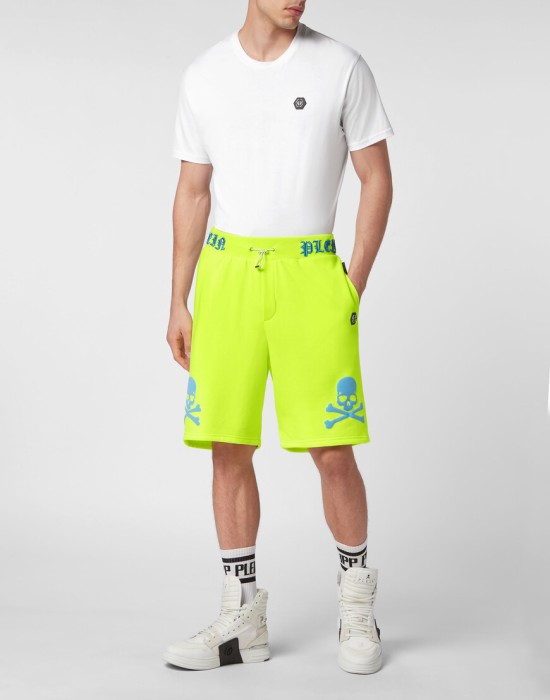 Товар желтого цвета с внутренней стороны