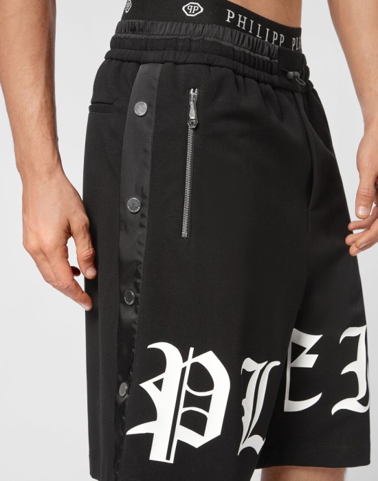 спортивные шорты  из америки вид сбоку