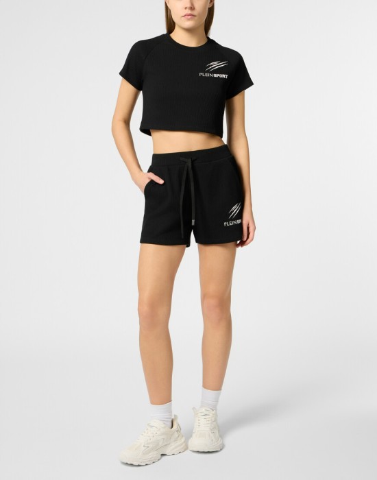 Товар черного цвета с внутренней стороны