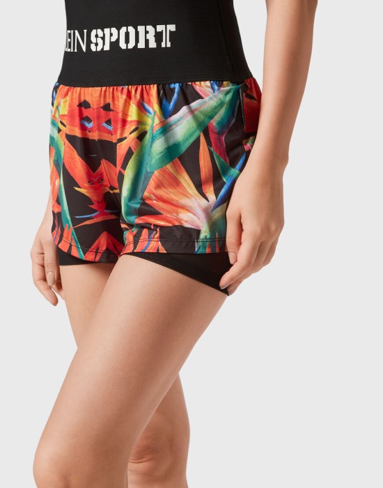 спортивные шорты  из проверенных материалов спереди
