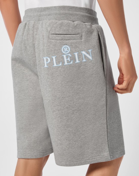 спортивные шорты  из проверенных материалов спереди