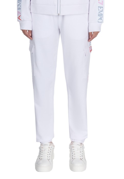 спортивный костюм  на сезон этого года фотография