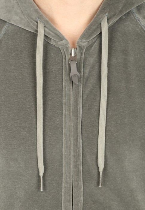 Продукция для мужчин фото