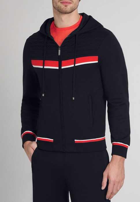 спортивный костюм  от бренда zilli вид слева