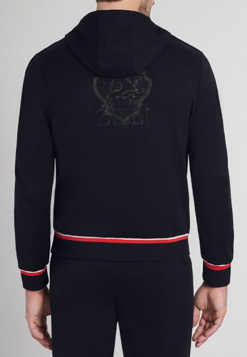 спортивный костюм  из италии вид сбоку