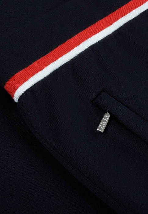 спортивный костюм  для взрослого возраста с изнаночной стороны