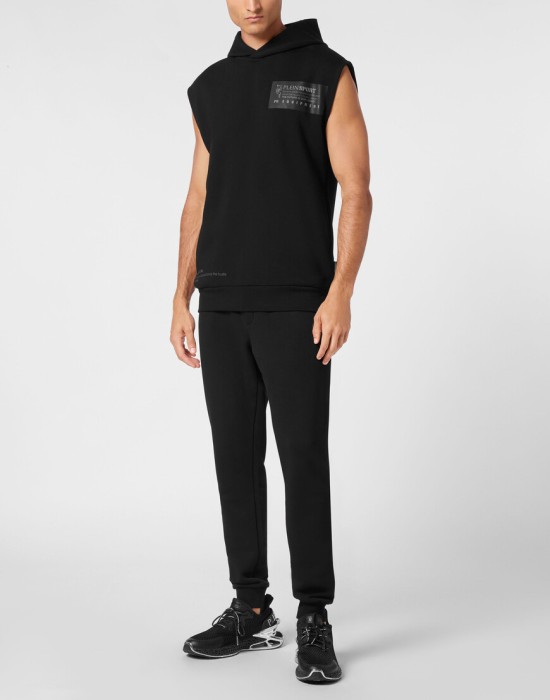 спортивный топ  по цене 14700 руб вид справа