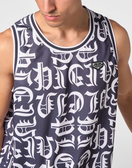 спортивный топ  из америки вид сбоку