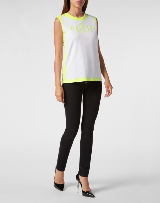 спортивный топ  по цене 18993 руб вид справа