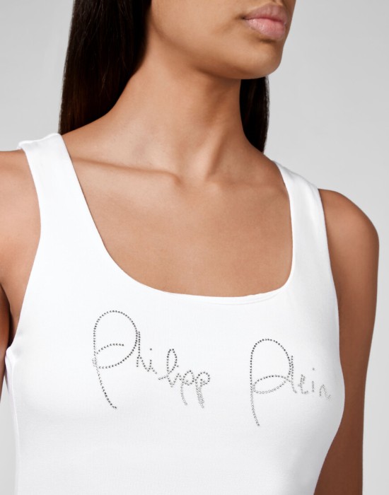 спортивный топ  из америки вид сбоку