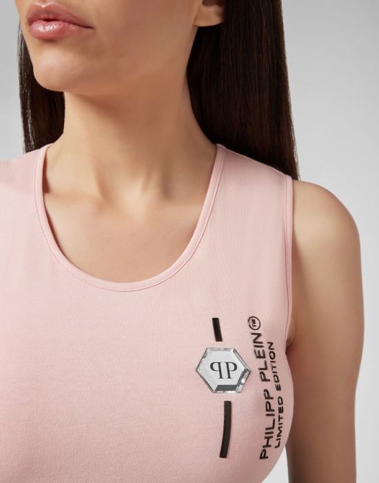 спортивный топ  из проверенных материалов спереди