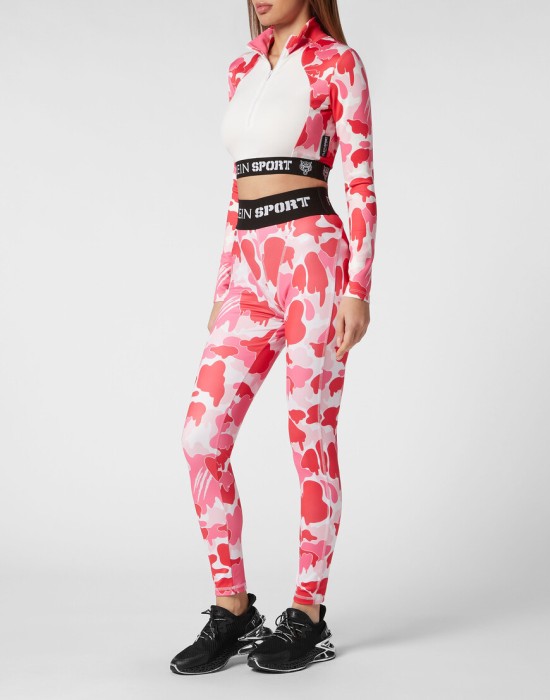 Товар белого цвета с внутренней стороны