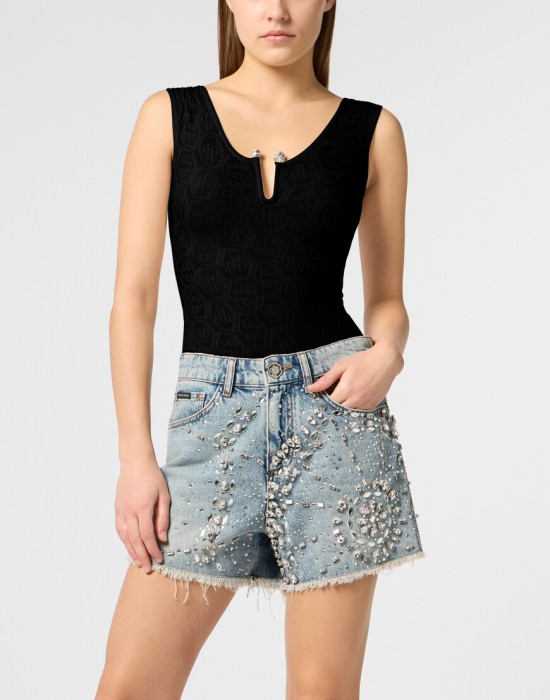 спортивный топ  от бренда philipp plein вид слева