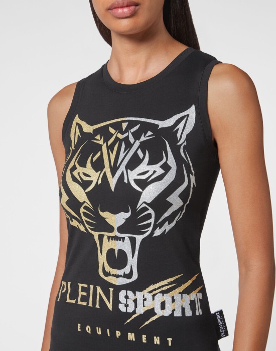 спортивный топ  из проверенных материалов спереди