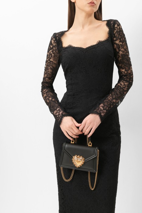 сумка dolce&gabbana модель из линейки devotion от бренда dolce & gabbana вид слева