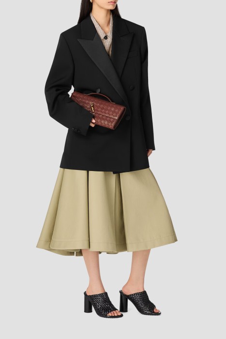 сумка  модель andiamo от бренда bottega veneta вид слева