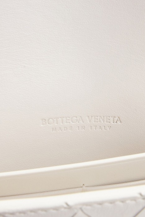 Продукция для женщин фото