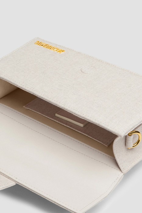 Продукция для женщин фото