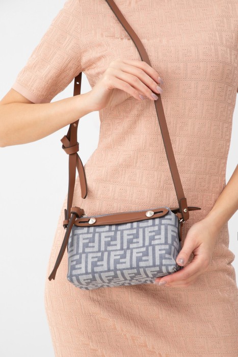 сумка  модель by the way soft mini от бренда fendi вид слева