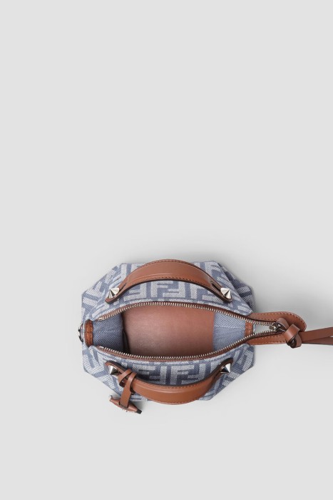 Продукция для женщин фото