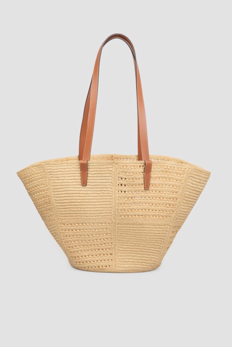 Товар бежевого цвета с внутренней стороны