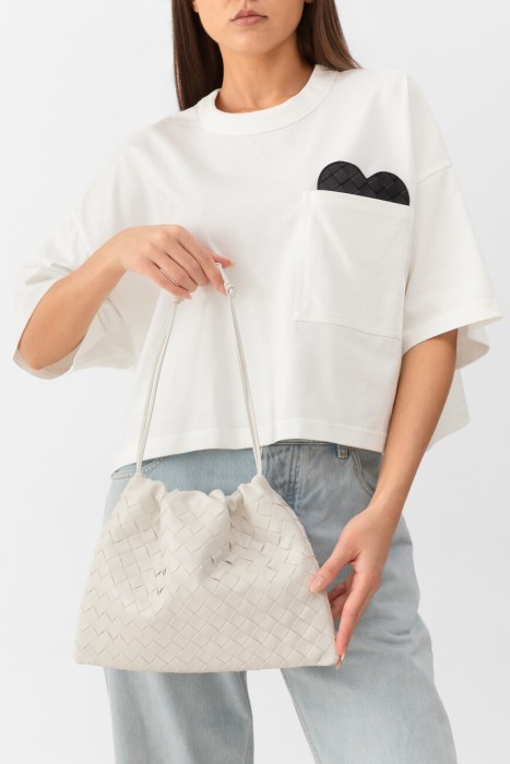 сумка  модель dustbag от бренда bottega veneta вид слева