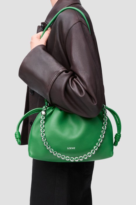 сумка  модель flamenco purse от бренда loewe вид слева