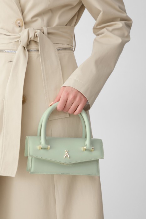 сумка  модель fly bamby от бренда patrizia pepe вид слева