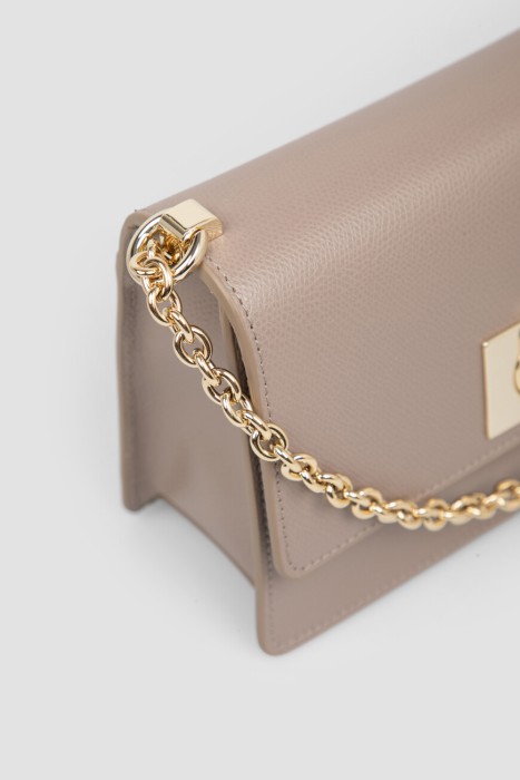 сумка  модель из линейки 1927 из льна спереди