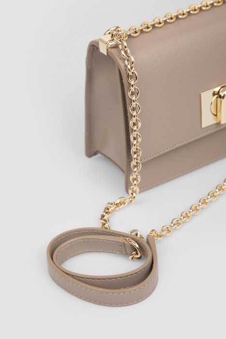 сумка  модель из линейки 1927 для взрослого возраста с изнаночной стороны