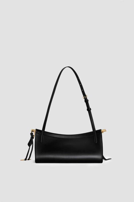 Товар черного цвета с внутренней стороны