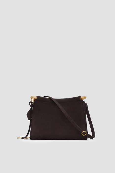 Товар коричневого цвета с внутренней стороны