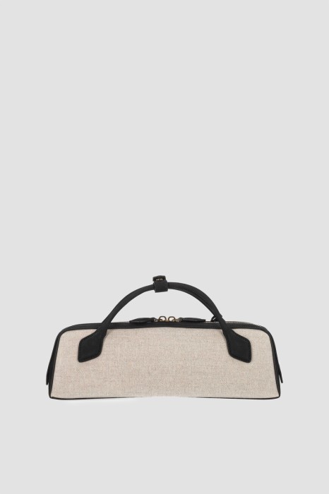 Товар черного цвета с внутренней стороны