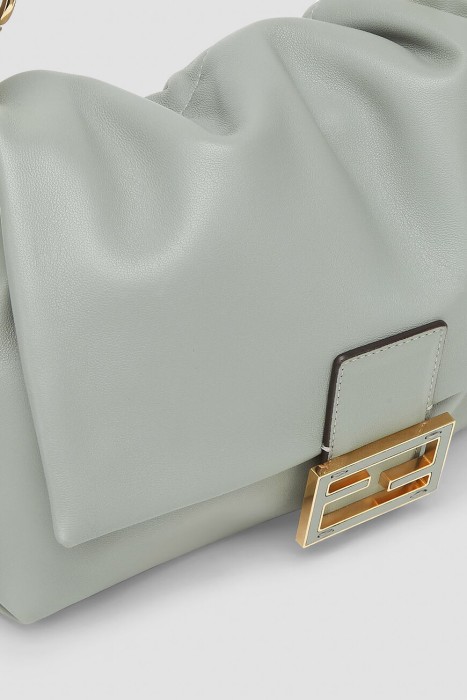 Продукция для женщин фото