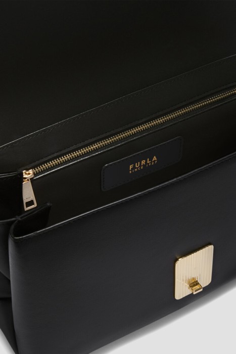 Продукция для женщин фото