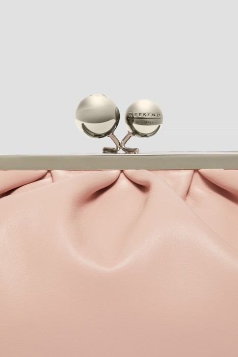 Продукция для женщин фото