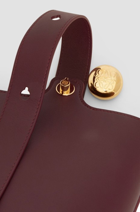 сумка  модель pebble для взрослого возраста с изнаночной стороны