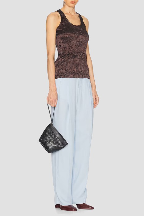 сумка  модель prism от бренда bottega veneta вид слева