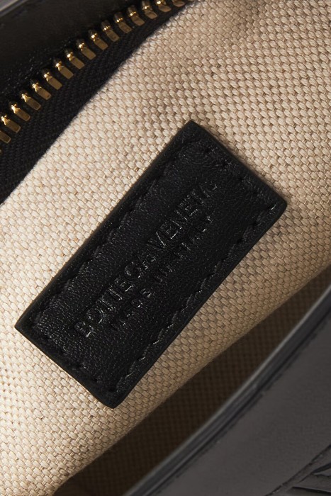 Продукция для женщин фото