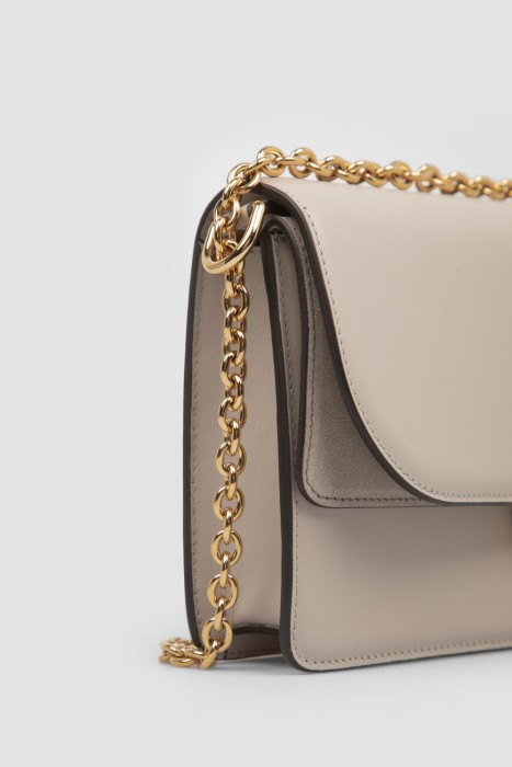 Продукция для женщин фото